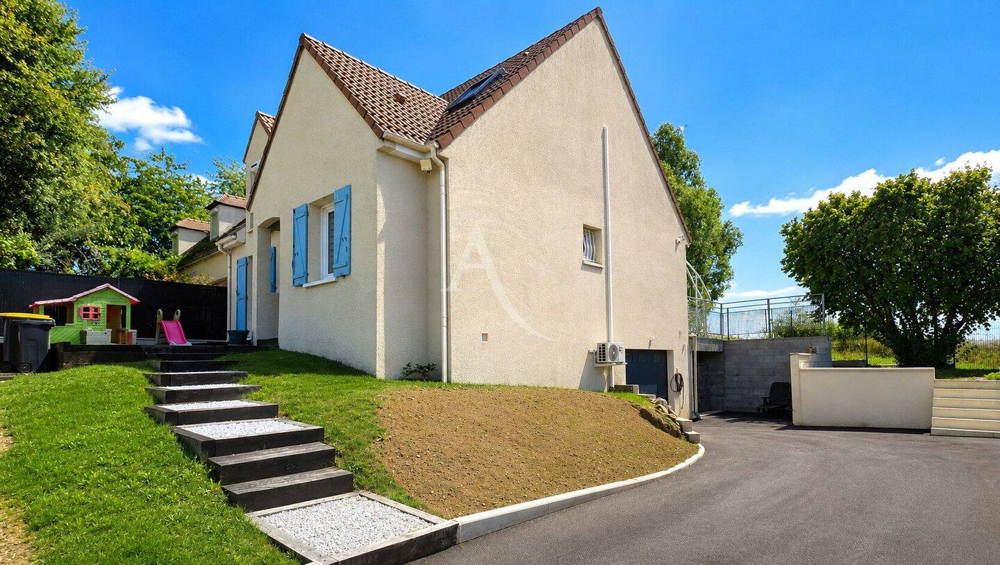 Maison 6 pièces 128 m² · à Ennery · 128 m² · 465 000 €