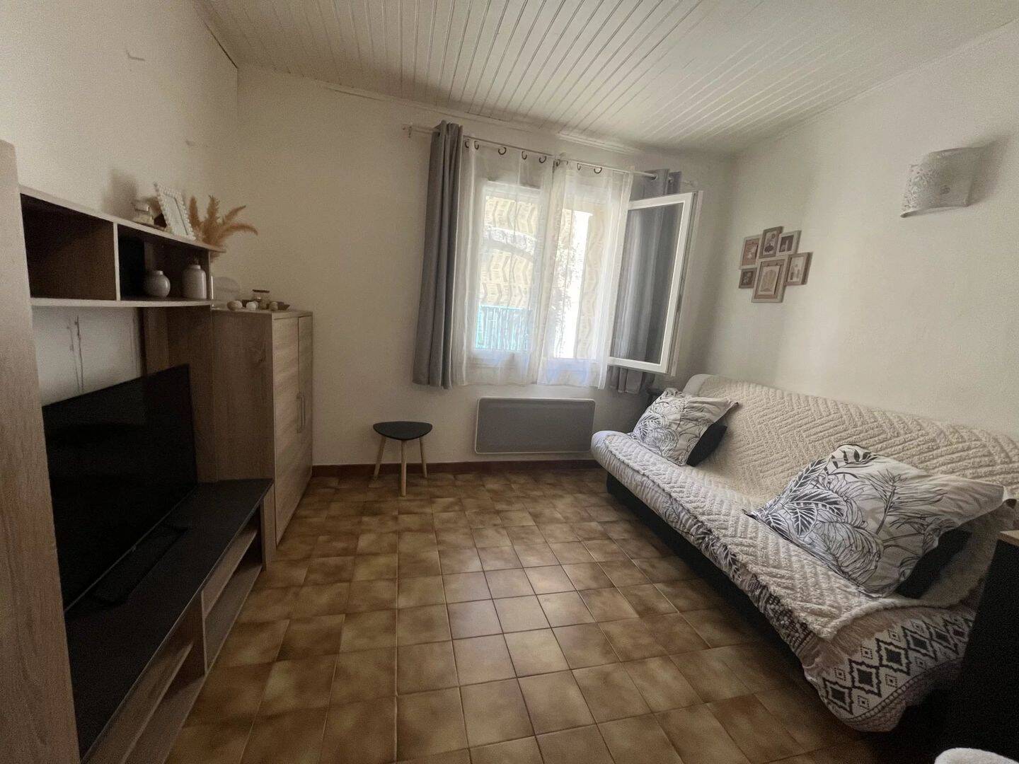 Appartement 1 pièce 22 m² · à Bédarrides · 21,8 m² · 410 €/mois