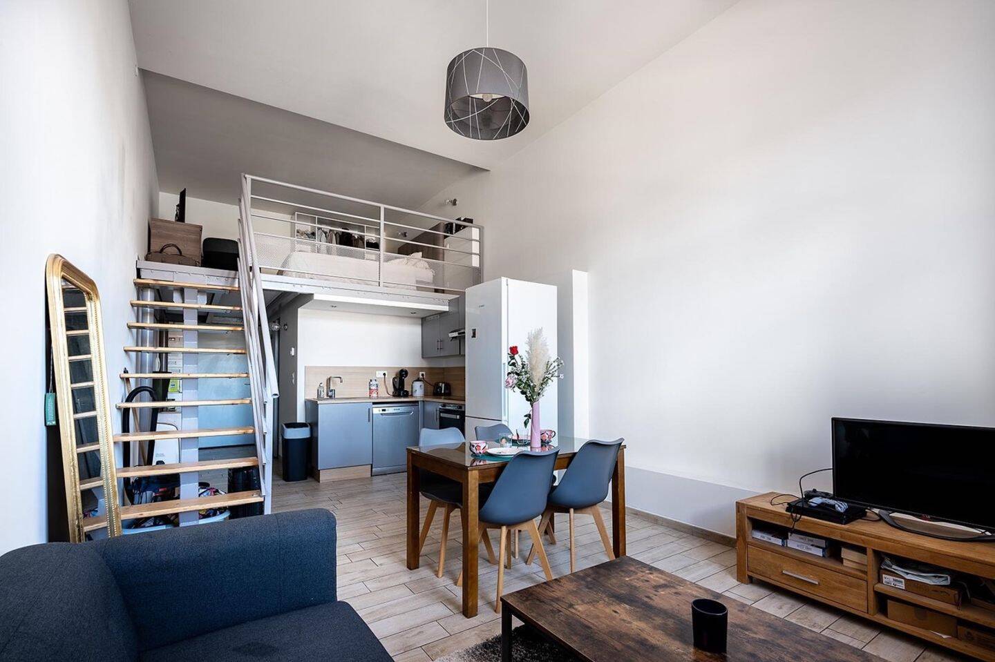 Appartement 1 pièce 43 m² · à Saint-Étienne · 43 m² · 84 000 €