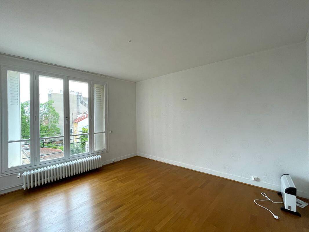 Appartement 3 pièces 74 m² · à Paris 14ème Arrondissement · 74 m² · 2 130 €/mois