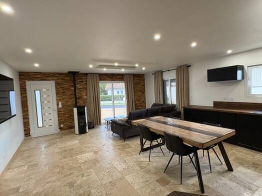 Maison à vendre 277 000 € 4 pièces 3 chambres 96 m² Lezoux 63190