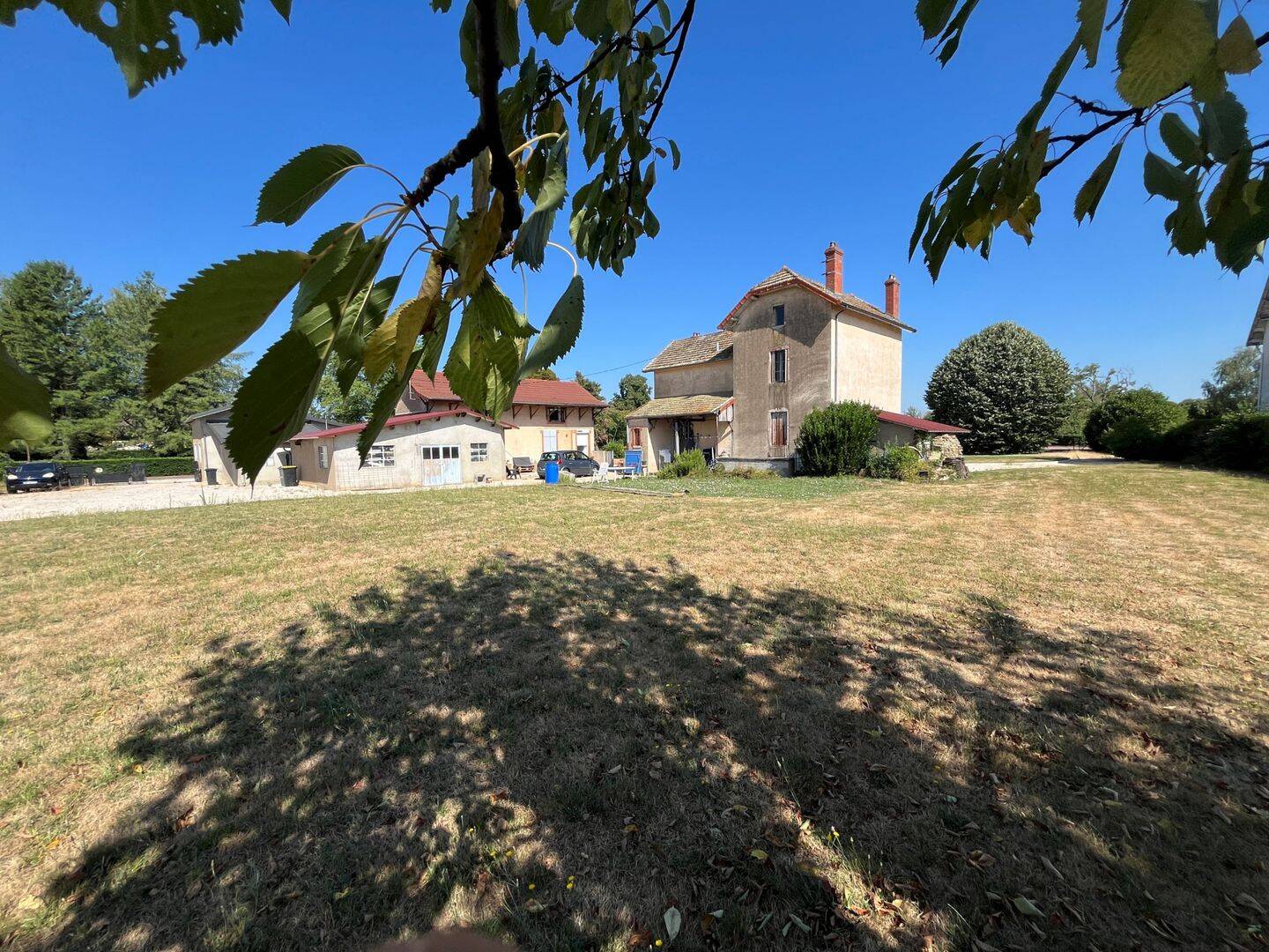 Maison 10 pièces 180 m² · à Cuisery · 180 m² · 275 000 €