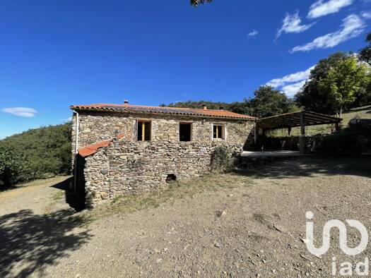 Maison de plain-pied à vendre 312 000 € 5 pièces 3 chambres 112 m² 12 400 m² de terrain Calmeilles 66400