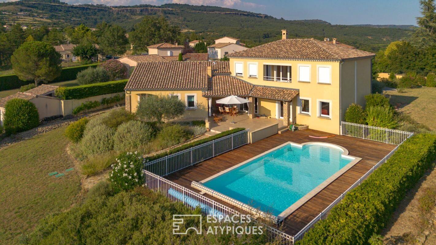 Maison 5 pièces 204 m² · à Mirabel · 204 m² · 559 000 €