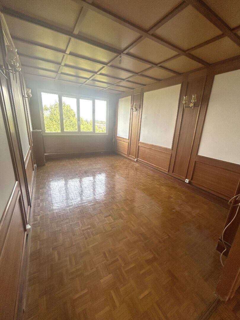 Appartement 2 pièces 50 m² · à Les Pavillons-sous-Bois · 49,5 m² · 990 €