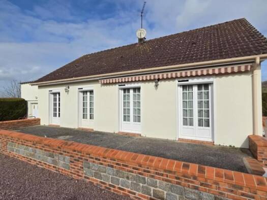 Maison de plain-pied à vendre 201 600 € 4 pièces 3 chambres 1 500 m² de terrain Envermeu 76630