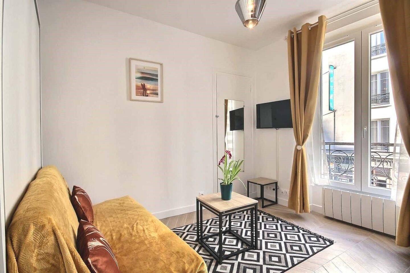 Appartement 1 pièce 14 m² · à Paris 18ème Arrondissement · 14 m² · 1 025 €/mois
