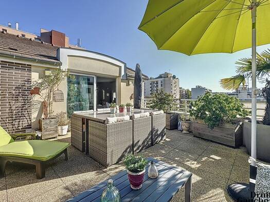 Duplex à vendre 750 000 € 4 pièces 3 chambres 95,5 m² Étage 5/5 Sèvres 92310