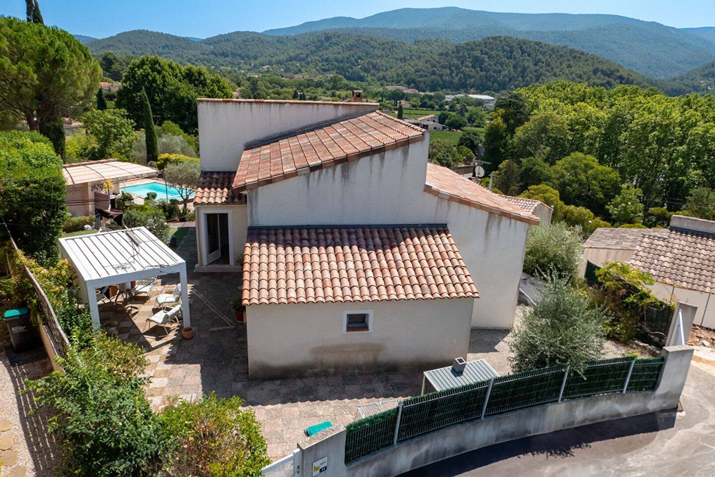Maison 6 pièces 155 m² · à Auriol · 155 m² · 639 000 €