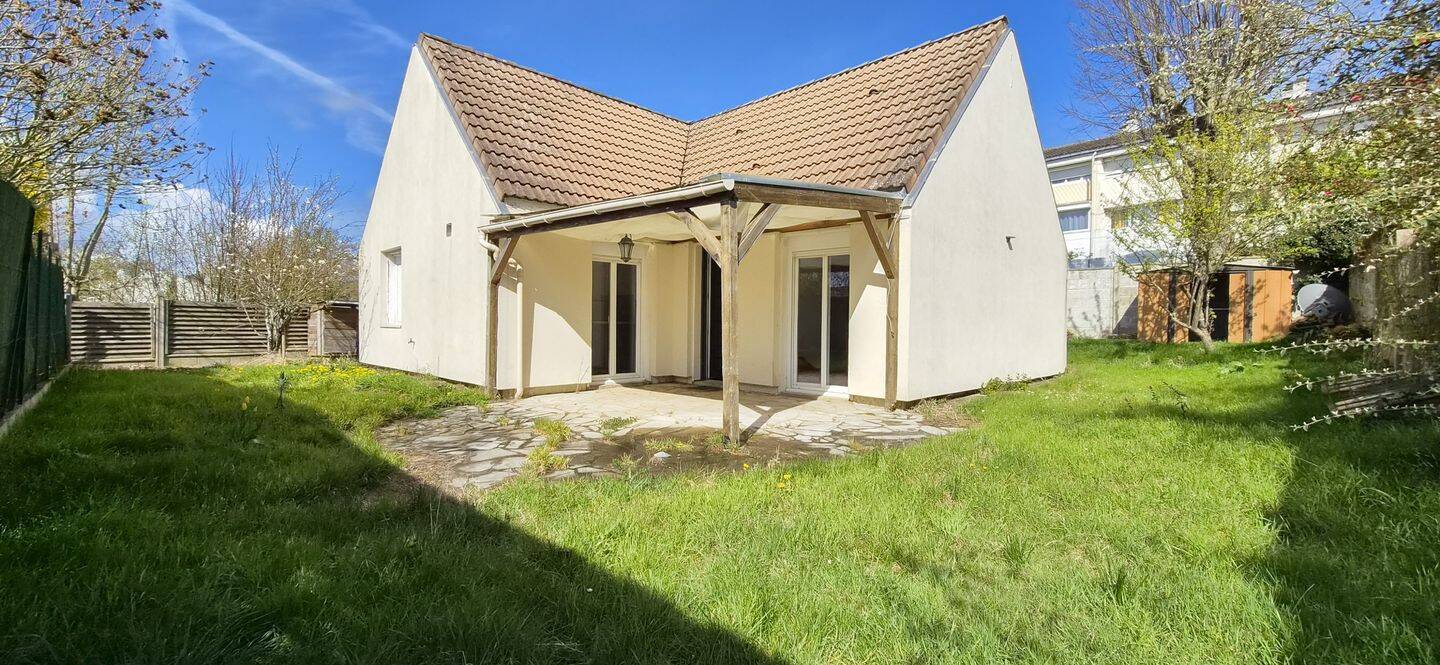 Maison 6 pièces 101 m² · à Louvres · 100,6 m² · 304 000 €