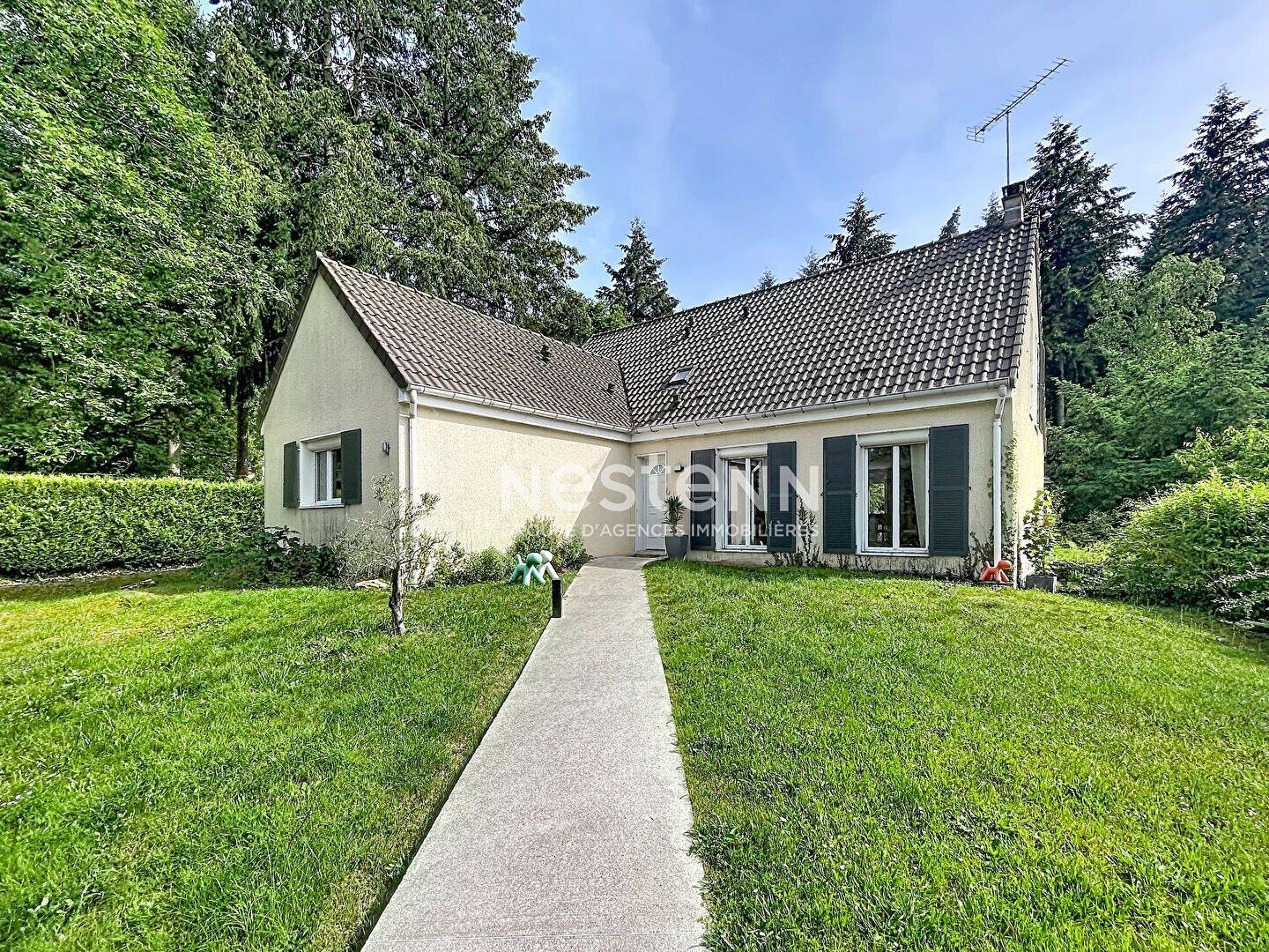 Maison 7 pièces 200 m² · à Saint-Fargeau-Ponthierry · 200 m² · 533 000 €