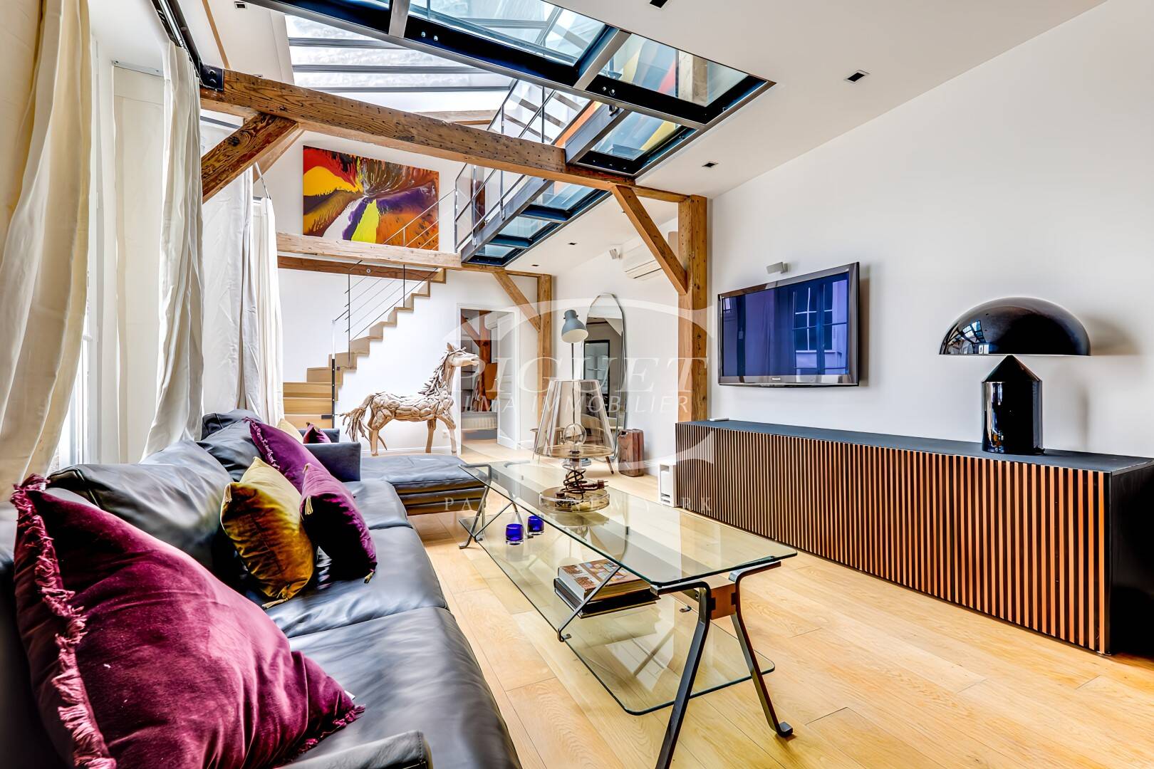 Appartement 9 pièces 270 m² · à Paris 8ème Arrondissement · 270 m² · 7 800 €/mois