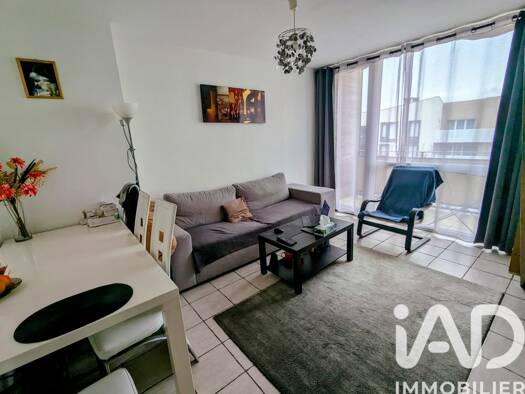Duplex à vendre 119 000 € 3 pièces 2 chambres 50 m² Étage 2/3 Patton Nord Est Melun 77000