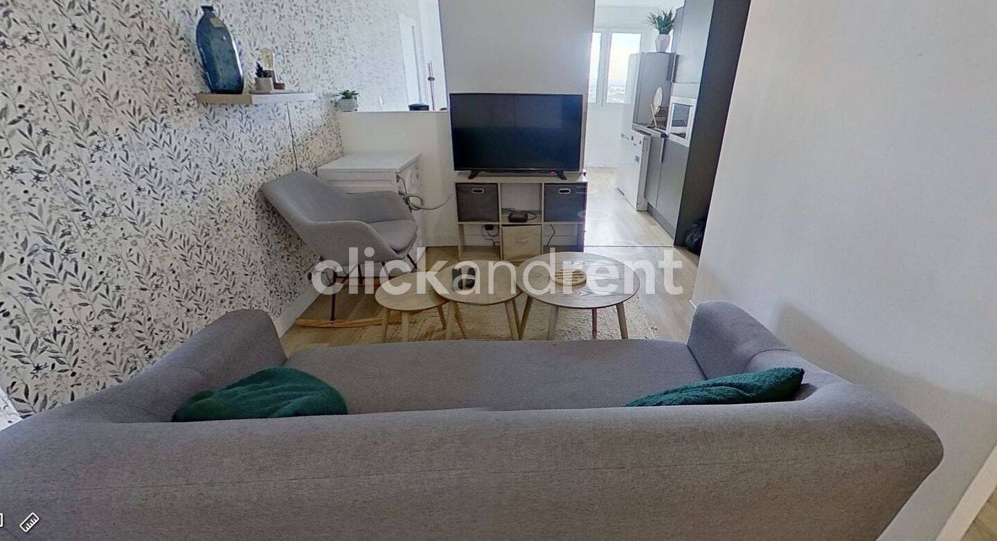 6 pièces 90 m² · à Épinay-sur-Seine · 89,7 m² · 555 €