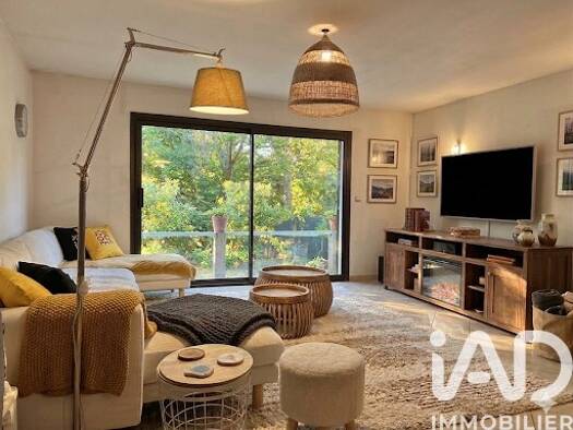 Maison à vendre 442 000 € 4 pièces 3 chambres 104 m² 1 020 m² de terrain Le Vallon-La Croix Blanche-Basses Viougues-Coustelade Salon-de-Provence 13300