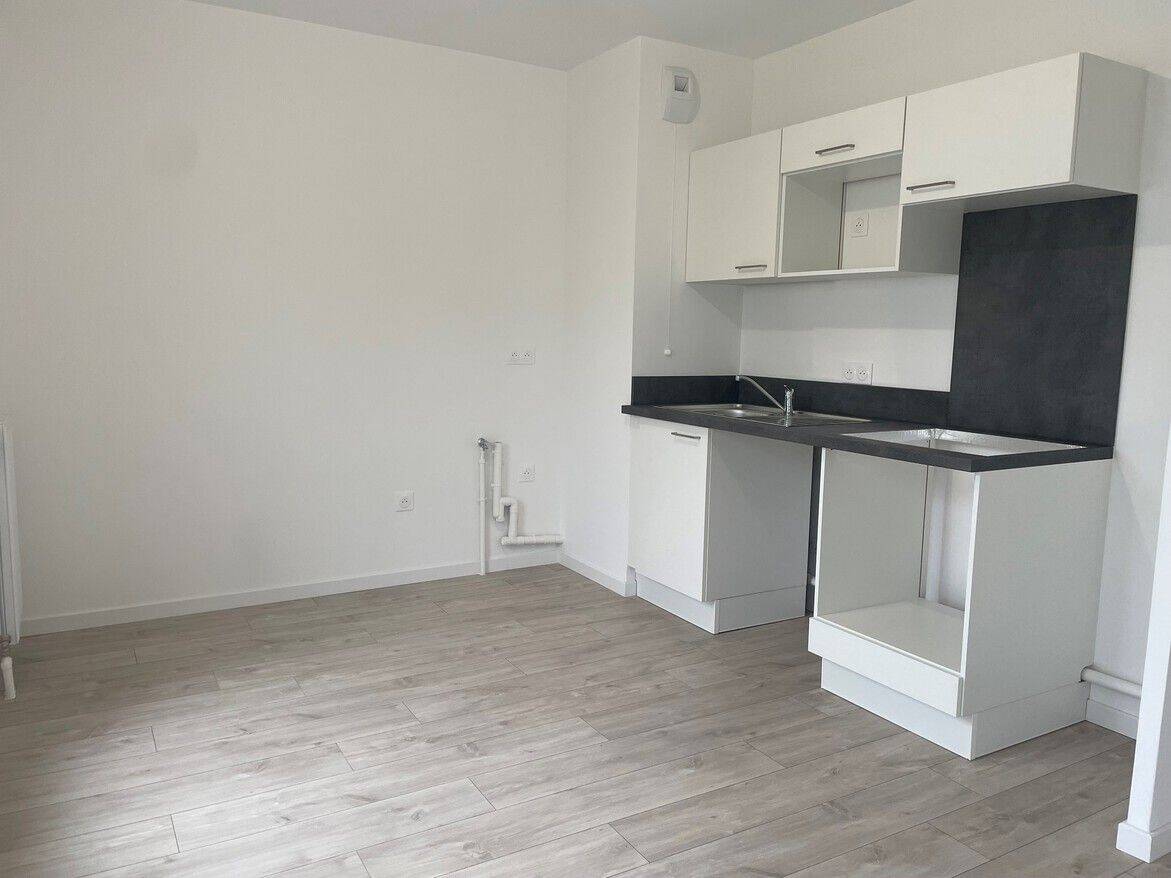 Appartement 3 pièces 53 m² · à Le Petit-Quevilly · 53,2 m² · 726 €/mois
