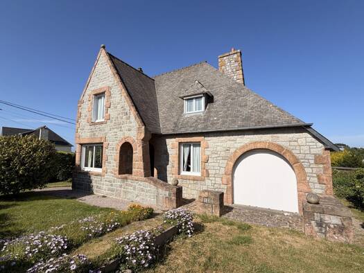 Maison à vendre 349 000 € 6 pièces 4 chambres 100 m² 752 m² de terrain Trébeurden 22560