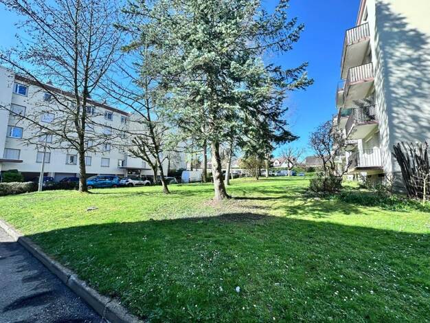 Appartement à louer 1 100 € 2 pièces 1 chambre 51 m² 3ème étage Vieux Saint Brice Saint-Brice-sous-Forêt 95350