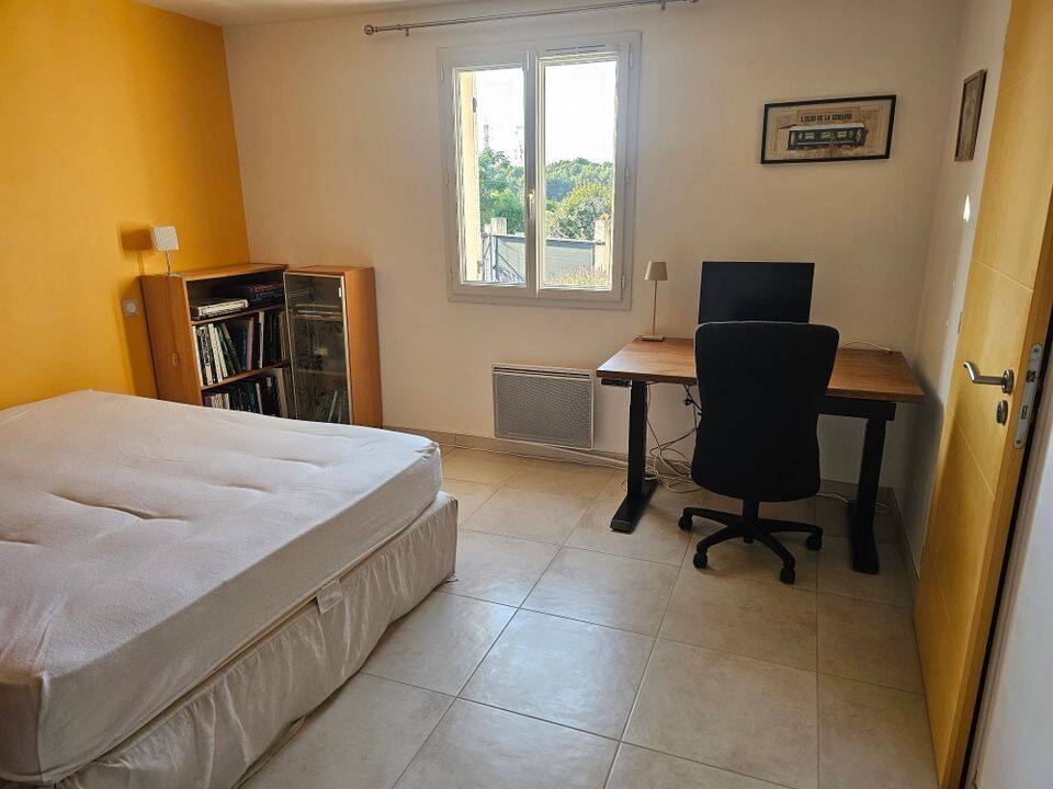 Appartement 1 pièce 20 m² · à Mimet · 20 m² · 580 €