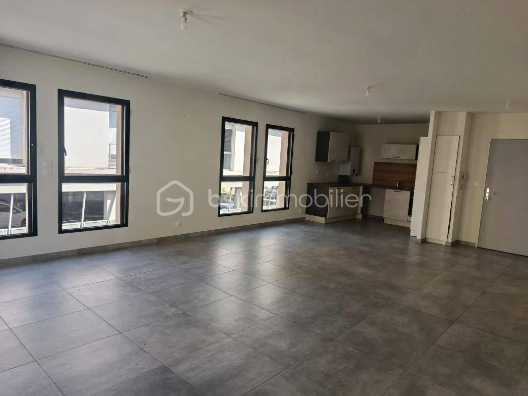 Appartement 4 pièces 90 m² · à Romans-sur-Isère · 90 m² · 189 000 €