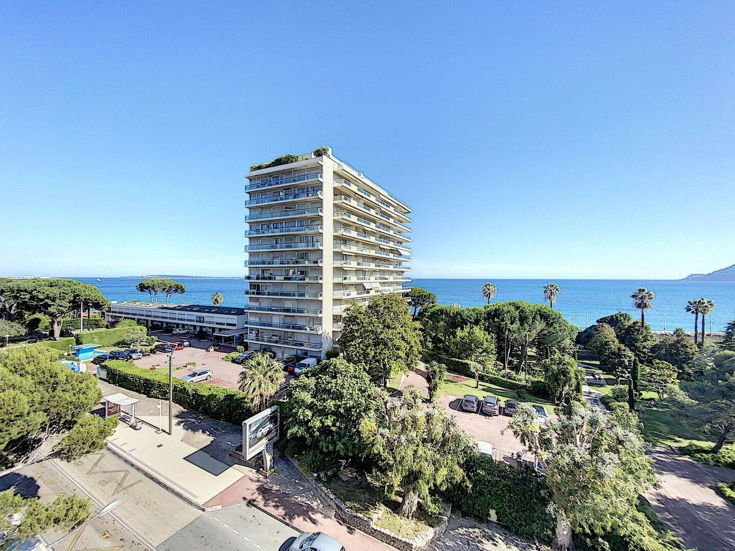 Appartement 1 pièce 20 m² · à Cannes · 19,7 m² · 600 €