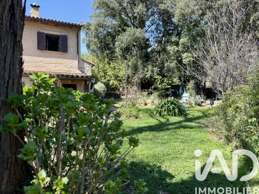 Maison à vendre 890 000 € 7 pièces 4 chambres 150 m² 2 020 m² de terrain Le Plan-de-la-Tour 83120