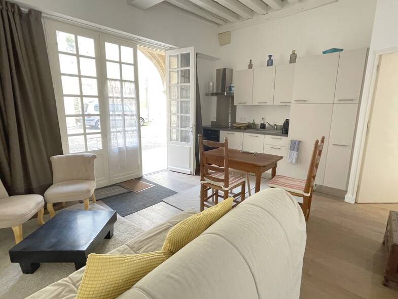 Appartement à louer 1 000 € 1 pièce 33,7 m² RDC/2 Saint Bruno-Saint Augustin Bordeaux 33000
