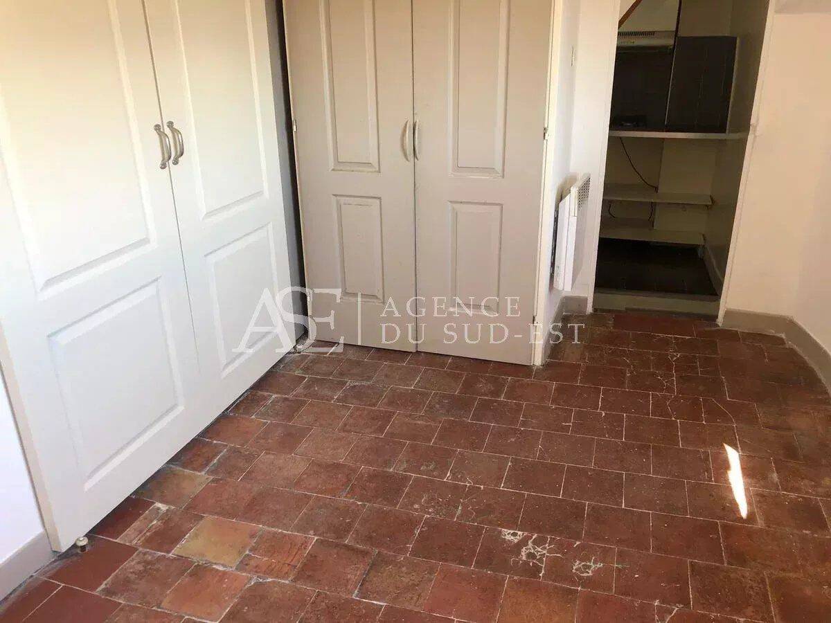 Appartement 2 pièces 24 m² · à Aix-en-Provence · 23,8 m² · 690 €