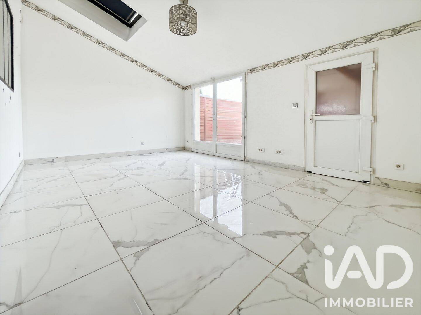 Maison 2 pièces 48 m² · à Origny-Sainte-Benoite · 48,4 m² · 60 000 €