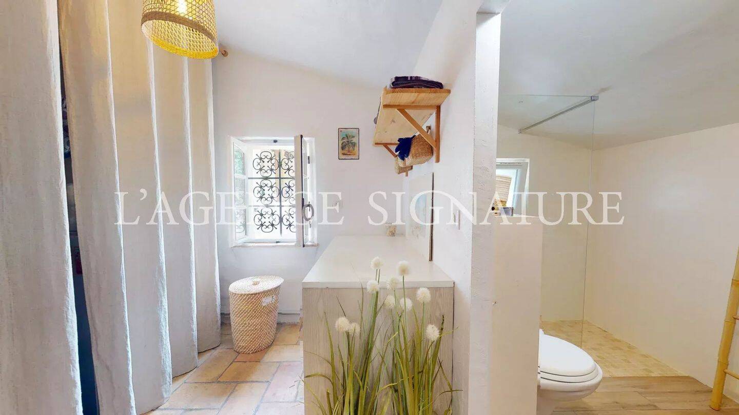 A LOUER NICE FABRON - VILLA 6P AVEC PISCINE — 17