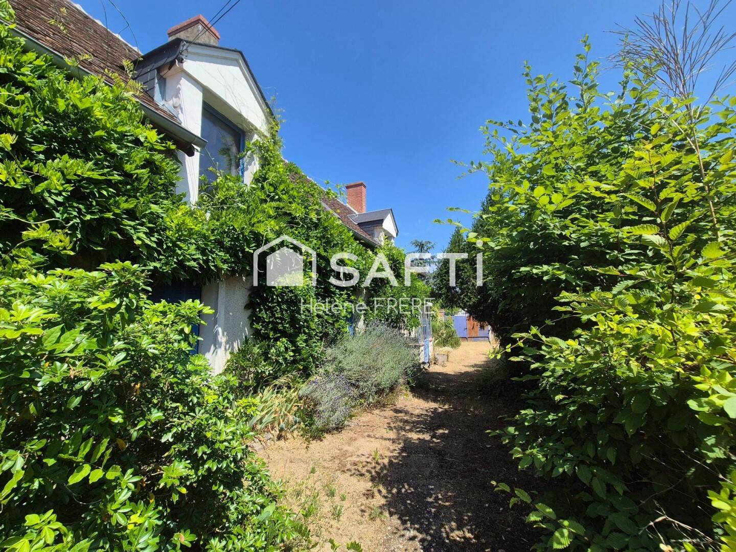 Maison 3 pièces 138 m² · à Les Montils · 138 m² · 185 000 €