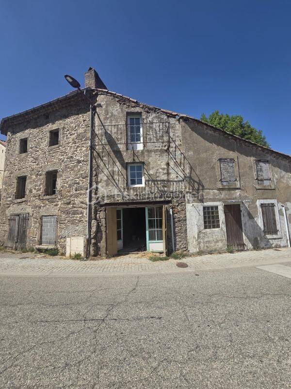 Maison 3 pièces 50 m² · à Saint-Étienne-de-Lugdarès · 50 m² · 20 000 €