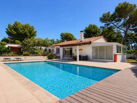 Maison à vendre 880 000 € 5 pièces 4 chambres 186 m² 1 126 m² de terrain Golf-Embus-Enco de Botte-Bellons Allauch 13190