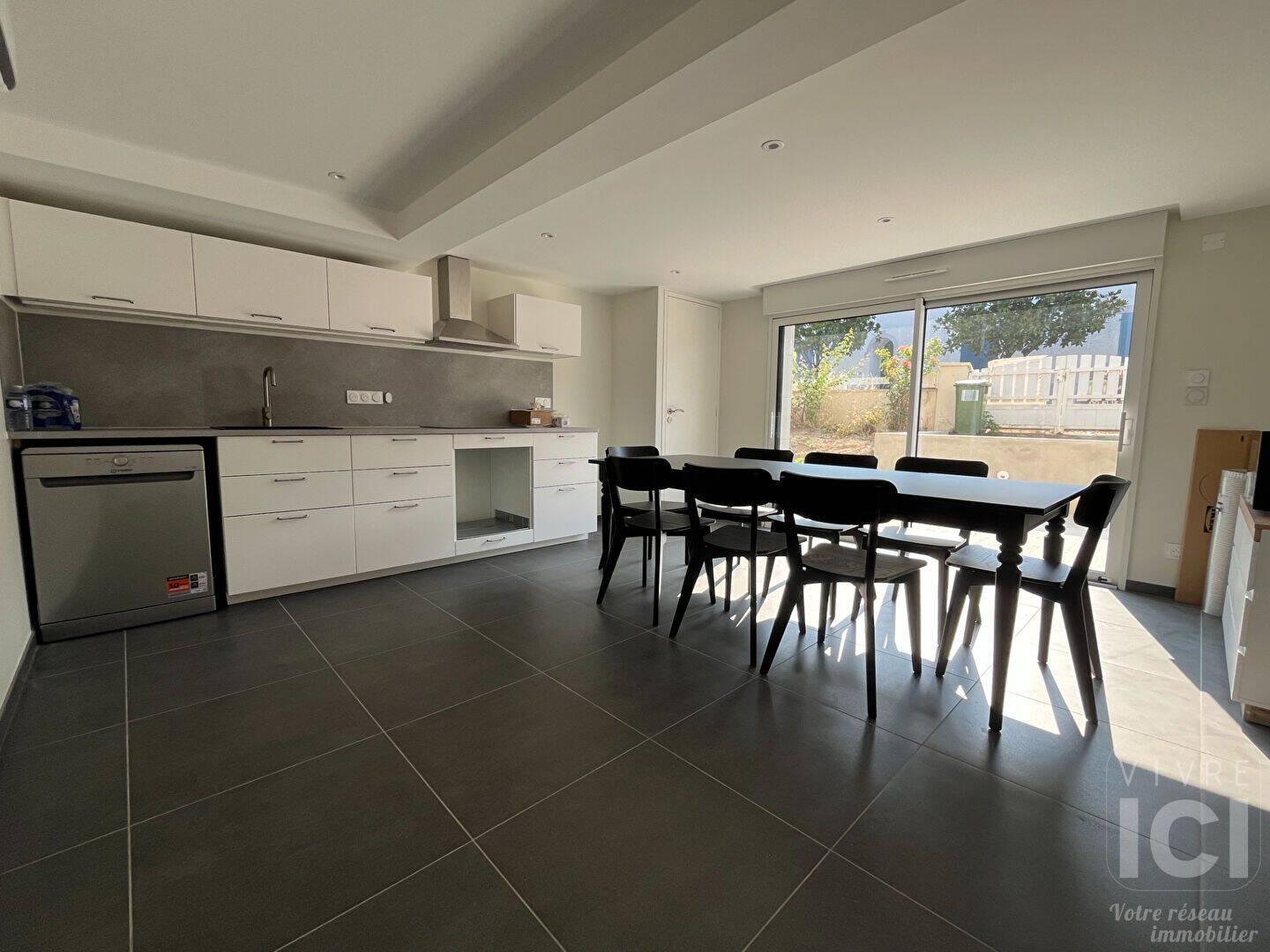 Maison 7 pièces 15 m² · à Carquefou · 15,3 m² · 600 €/mois