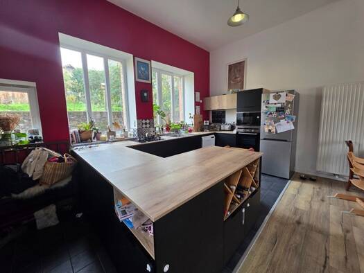 Maison à vendre 196 000 € 6 pièces 5 chambres 117 m² 285 m² de terrain Panissières 42360