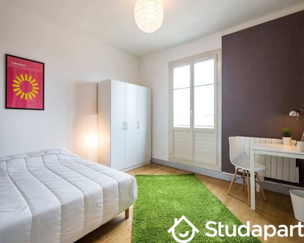 1 pièce 13 m² · à Lyon 8ème Arrondissement · 13 m² · 670 €/mois
