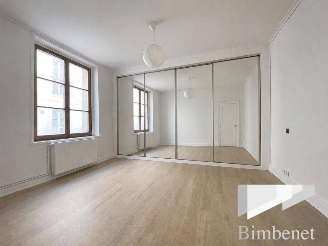 Appartement 2 pièces 55 m² · à Orléans · 55 m² · 130 000 €