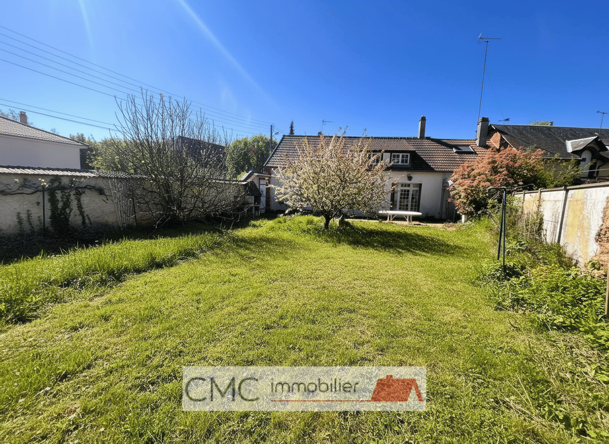 Maison 5 pièces 113 m² · à Gasville-Oisème · 113 m² · 180 000 €