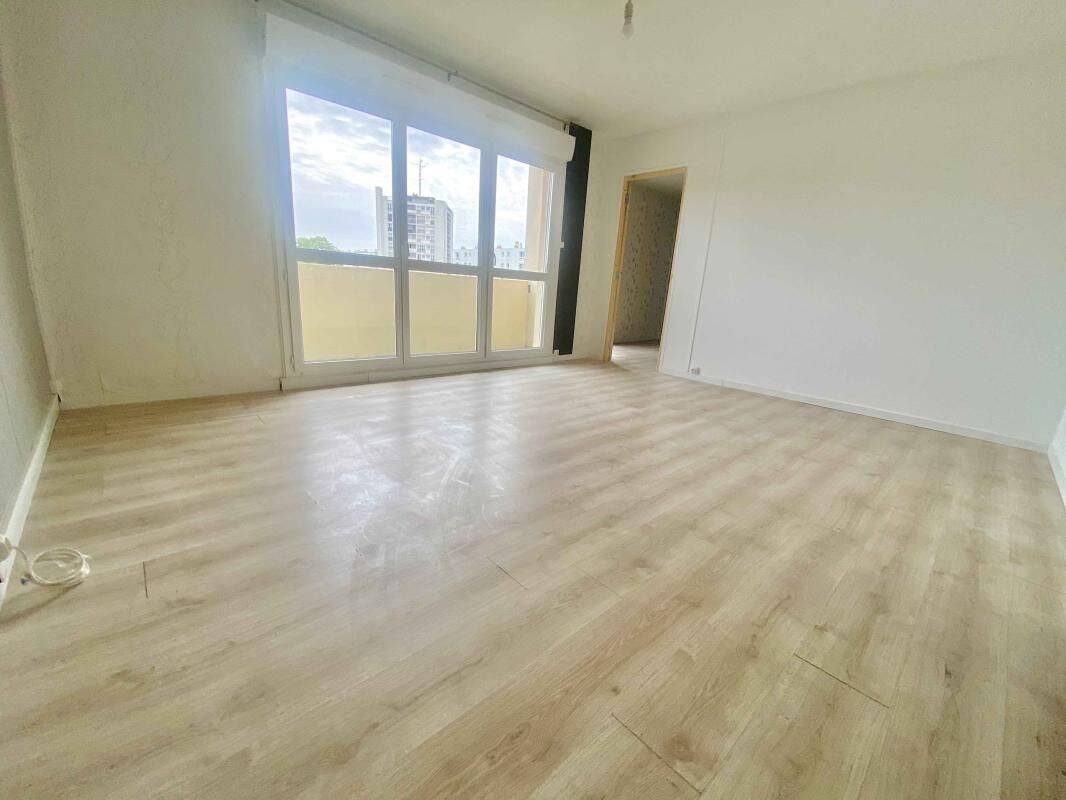 Appartement 4 pièces 69 m² · à Laon · 69 m² · 835 €