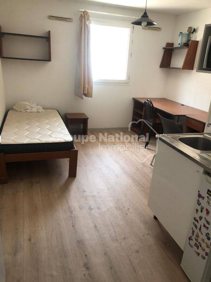Appartement 1 pièce 18 m² · à Avignon · 18 m² · 399 €