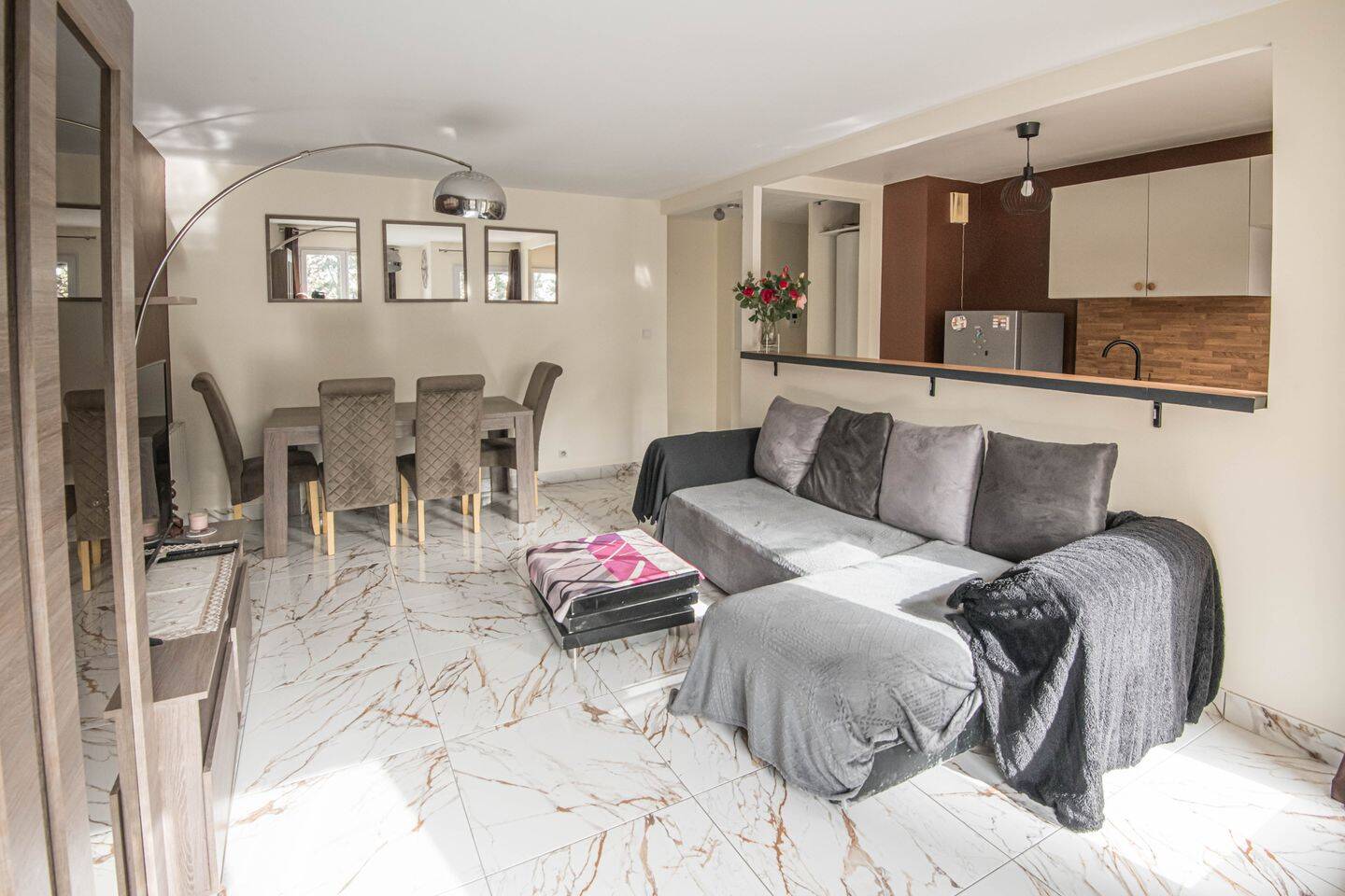 Appartement 3 pièces 62 m² · à Viry-Châtillon · 61,9 m² · 243 800 €