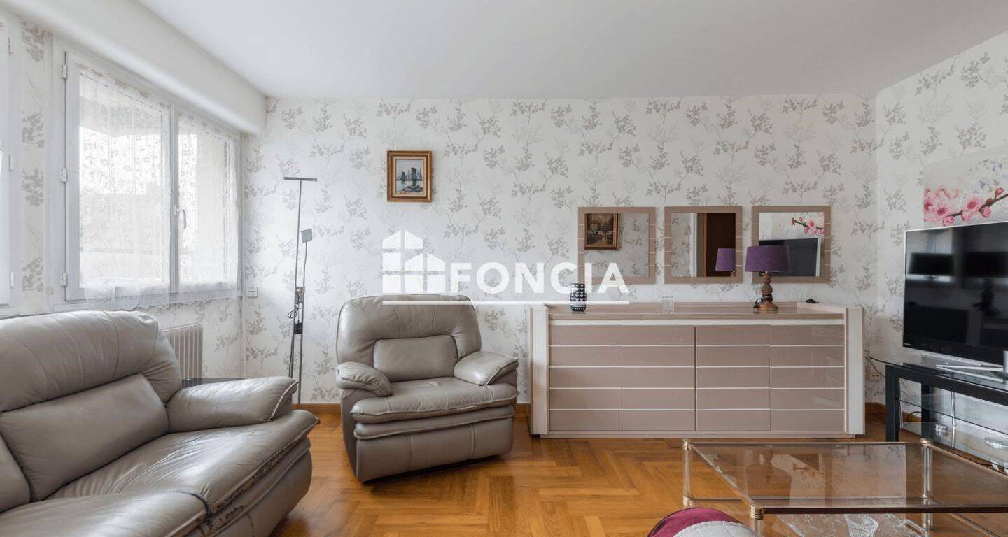 Appartement 4 pièces 76 m² · à Rouen · 75,6 m² · 125 000 €