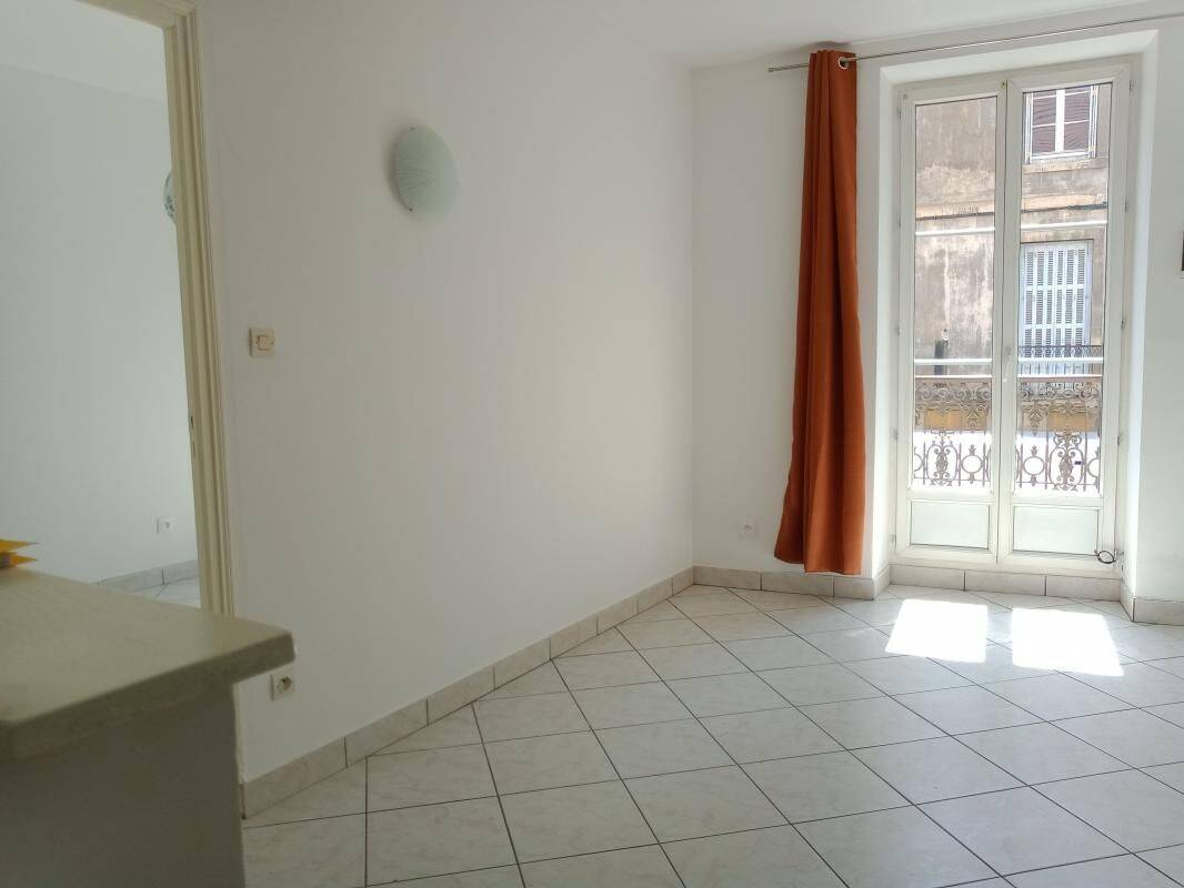 Appartement 2 pièces 26 m² · à Dijon · 26,2 m² · 86 000 €