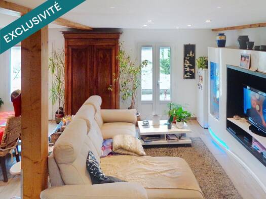 Maison en viager 92 500 € 6 pièces 3 chambres 98 m² 801 m² de terrain Saint-Barthélemy-Grozon 07270