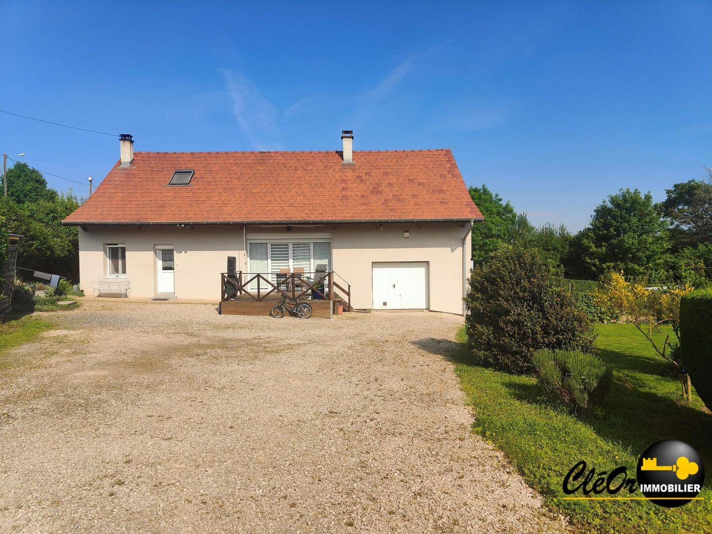 Maison 6 pièces 138 m² · à Pierre-de-Bresse · 138 m² · 229 000 €