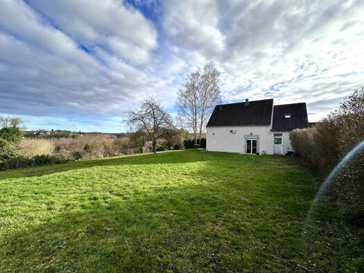 Maison à vendre 250 000 € 4 pièces 3 chambres 91,8 m² 970 m² de terrain Centre Ville Crépy-en-Valois 60800