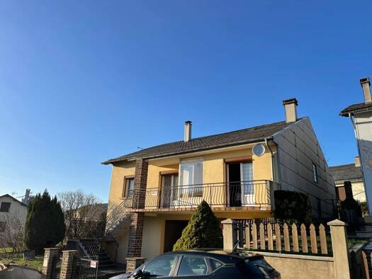 Maison à vendre 165 000 € 7 pièces 4 chambres 115 m² 377 m² de terrain Lacaune 81230