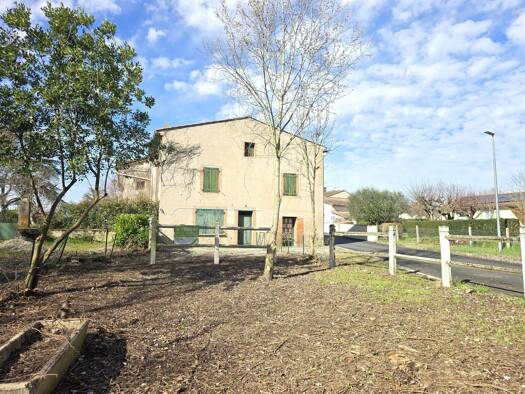 Maison à vendre 107 200 € 4 pièces 3 chambres 122 m² 575 m² de terrain Cambounet-sur-le-Sor 81580