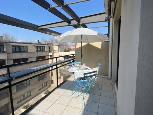 Appartement à vendre 209 000 € 2 pièces 1 chambre 55 m² Étage 4/4 Magnanen-Teinturiers Avignon 84000