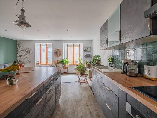 Maison de ville à vendre 210 000 € 4 pièces 1 chambre 67 m² 162 m² de terrain Tullins Tullins 38210